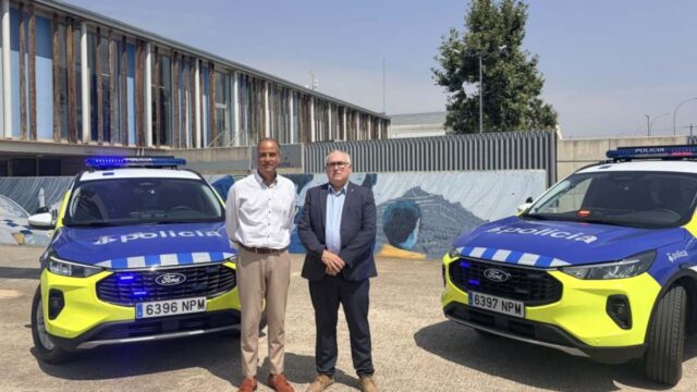Imatge dels nous dos vehicles de la Policia Local (Ajuntament de Montcada i Reixac)